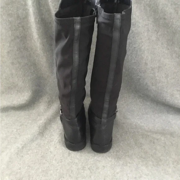 Anne Klein Riding Boot, Size 8 - Picture 4 of 8